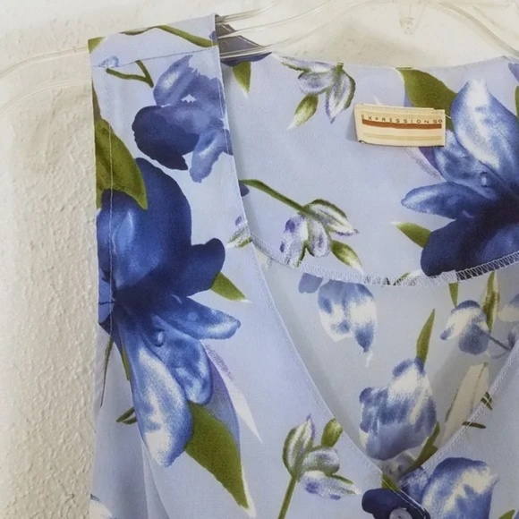 Expressions Women's Blue Floral V Neck Sleeveless Tie Waist Maxi Dress - Picture 5 of 9